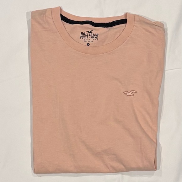 Holister T-Shirts - Picture 9 of 13